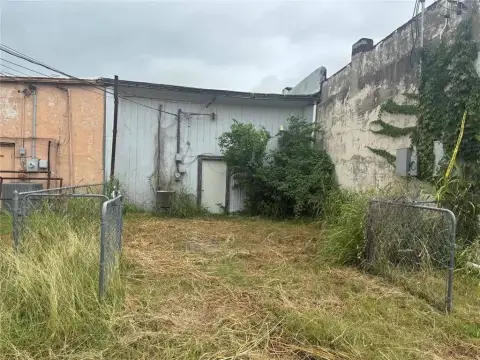 Flexible Storefront Commercial Building
