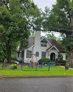 Tenant-Occupied Duplex with ADU
