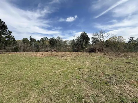 Versatile 152-Acre Tract in Jacksonville, TX