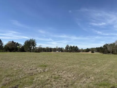 Residential Land in Lindale, TX