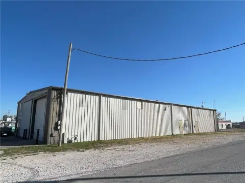 Springdale Warehouse Space Available