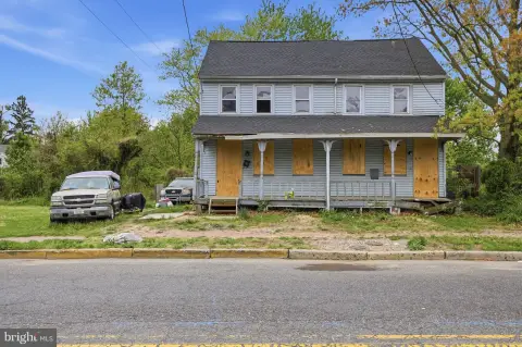 Duplex with Full Basement