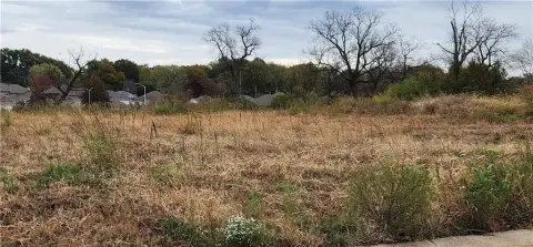 Vacant Duplex Lot in Kansas