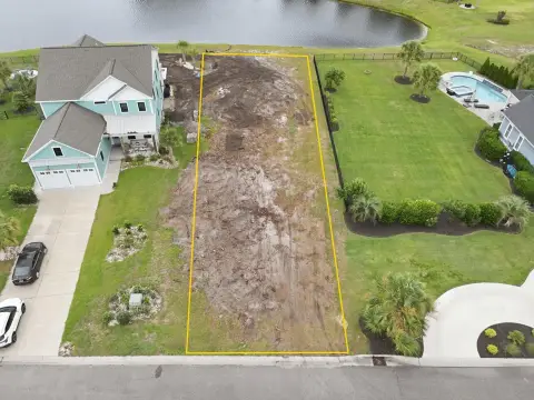 Lakefront Residential Lot in Gated Community
