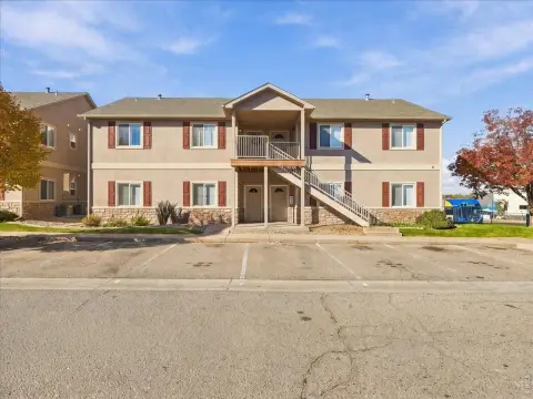 20-Unit Apartment Complex