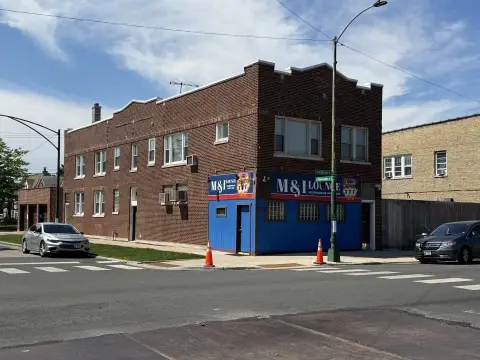Restaurant and Bar Property
