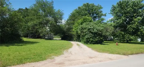 Residential Land in Growing Area