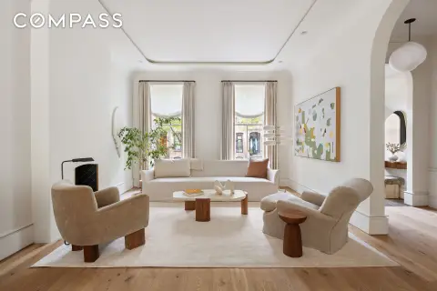Spacious Cobble Hill Townhouse