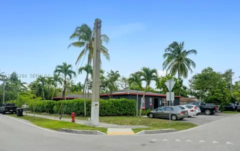 Legal Six-Unit Multifamily Property