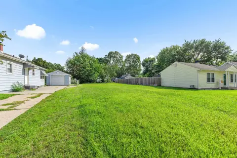 Residential Land in Rockford