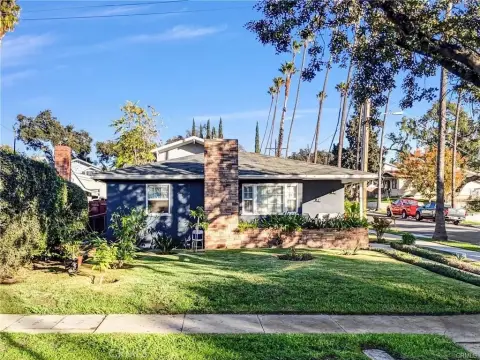 Pasadena Duplex Near Rose Bowl