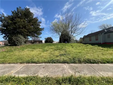 Newport News Commercial Vacant Lot
