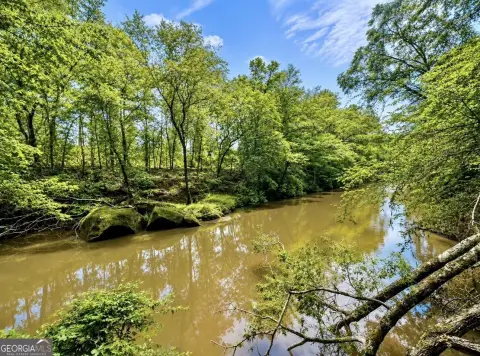 Waterfront Creekfront Recreation Land