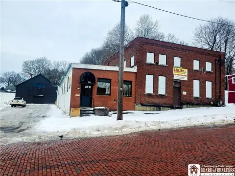 Multi-Use Flex Building