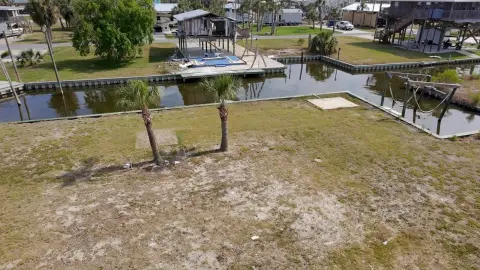 Horseshoe Beach Vacant Land