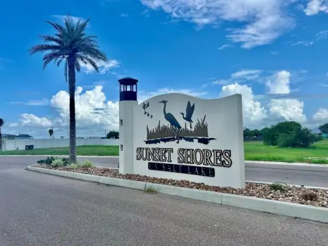 Residential Lot in Sunset Shores