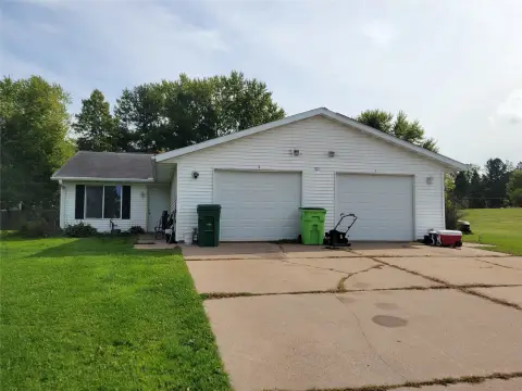 Duplex with Center Garage