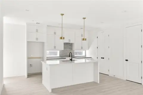 Dallas Fourplex: Modern Investment Opportunity