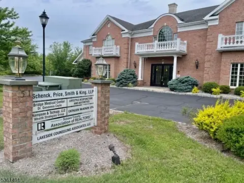 Freestanding Office Building For Rent