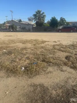 C-2 Zoned Commercial Land Parcel