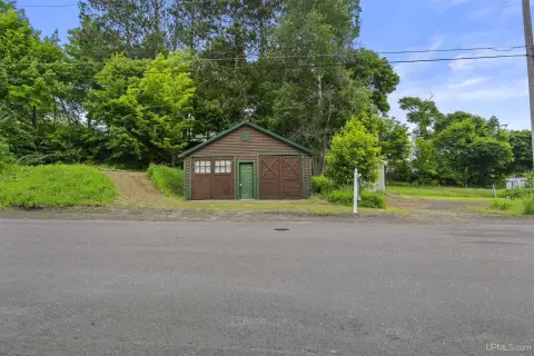 Small Warehouse Property