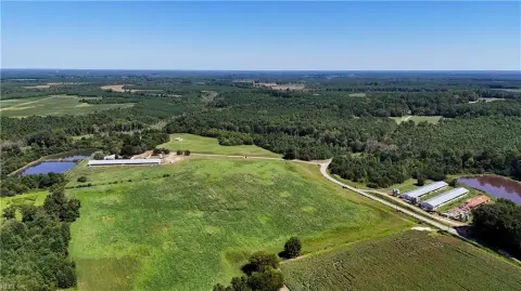 Operational Hog Facility on 87 Acres