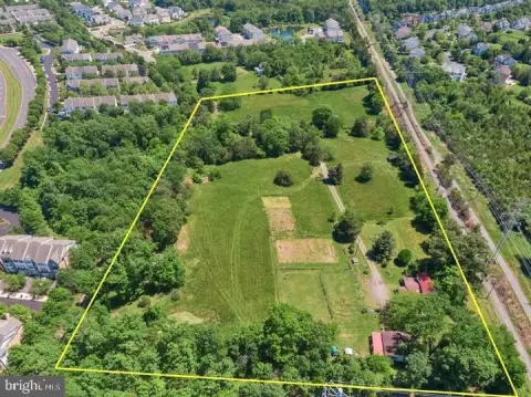 Equestrian-Focused Farm Land