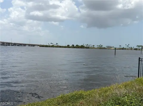 Riverfront Homesite for Custom Build