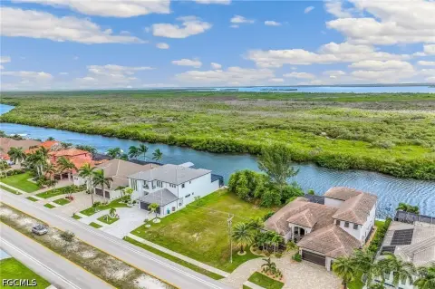 Residential Waterfront Homesite with Direct Access