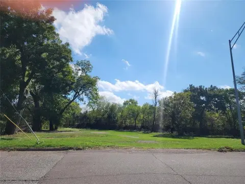 Commercial Land in Pauls Valley