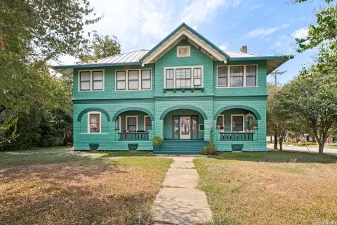 5-Unit Historic Apartment Building