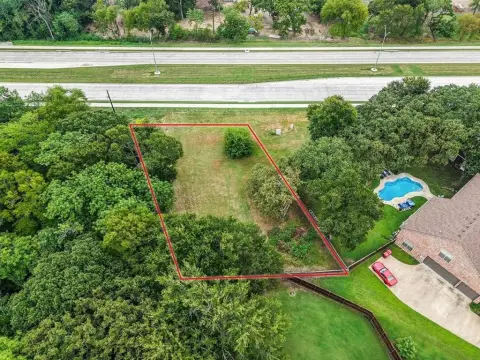 Prime Commercial Land Opportunity