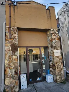 Cedarhurst Commercial Office Building