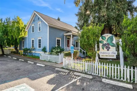 Craftsman-Style Commercial Property