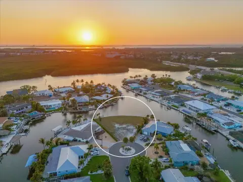 Waterfront Land in Flamingo Cay