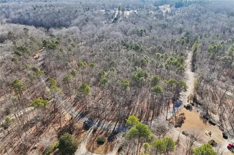 Residential Land in Douglasville, GA