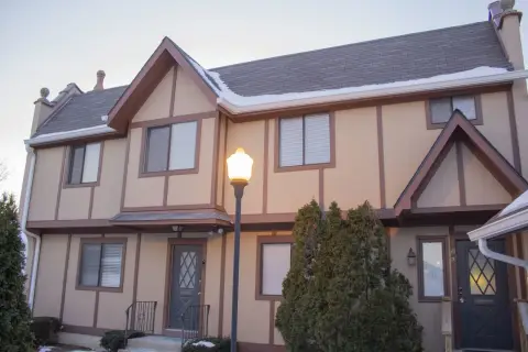 Commercial Space in West Dundee