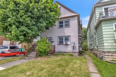 South Buffalo 3-Bedroom Duplex