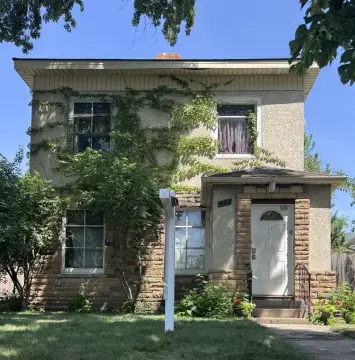 Historic Fourplex with Four Units
