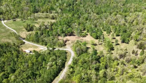 Kentucky Land with Waterfalls