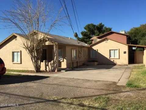 Mesa Duplex with Fenced Yards