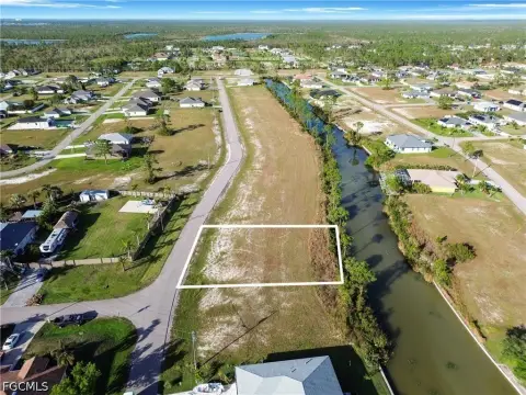 Freshwater Canal Waterfront Lot