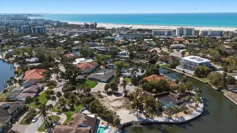 Waterfront Homesite in Siesta Isles