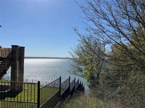 Land with Lake Whitney Views