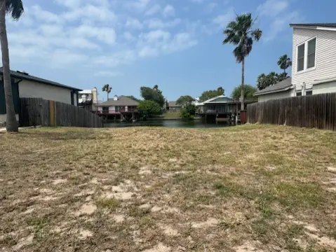Waterfront Lot on North Padre