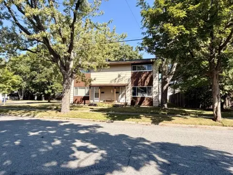 Duplex with Shared Garage