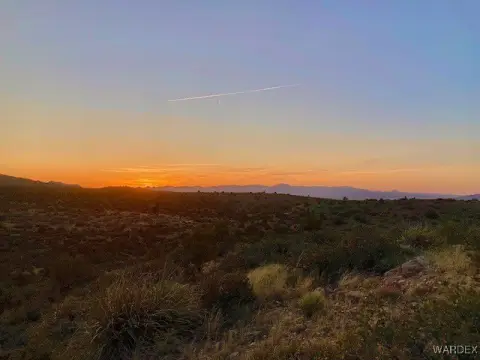 Kingman Land with Well & Electric