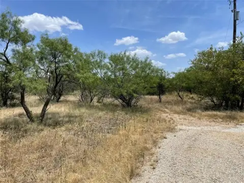 Undeveloped Land Near Hubbard Creek