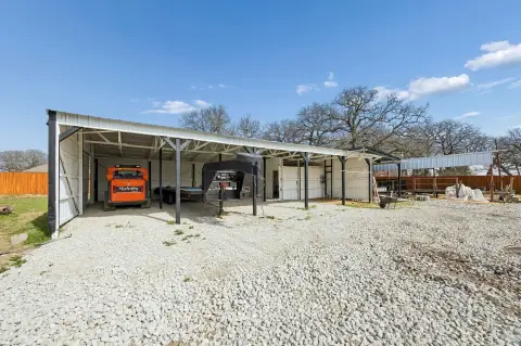 Flex Space with Fenced Yard