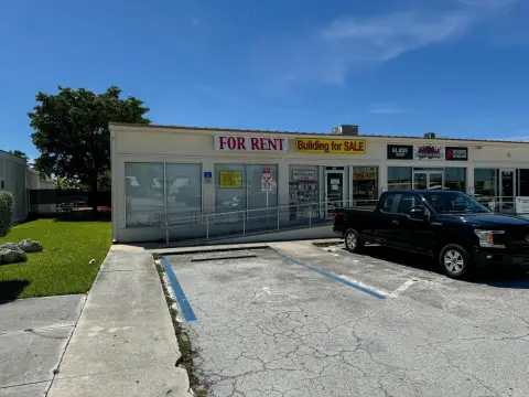 Flagler Avenue Retail Space